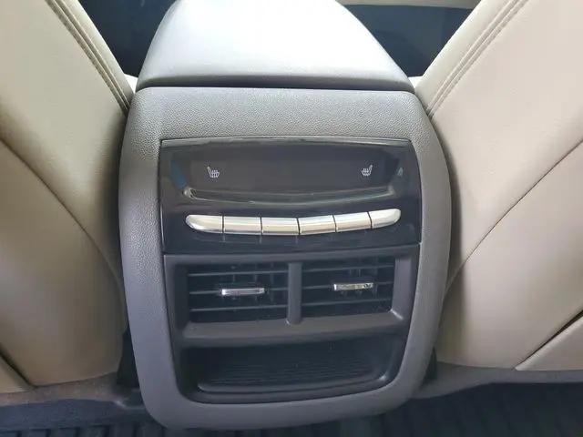 2021 Cadillac XT5 FWD Premium Luxury