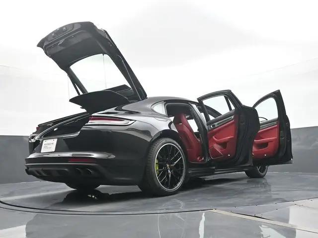 2021 Porsche Panamera E-Hybrid Turbo S
