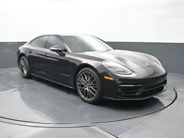 2023 Porsche Panamera 4 Platinum Edition