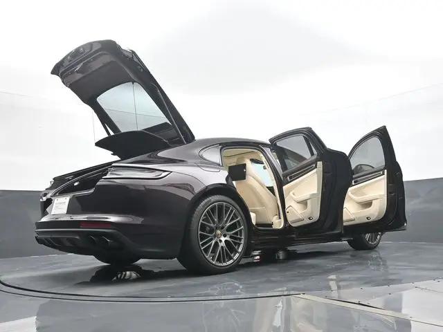 2023 Porsche Panamera 4 Platinum Edition