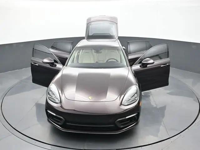 2023 Porsche Panamera 4 Platinum Edition