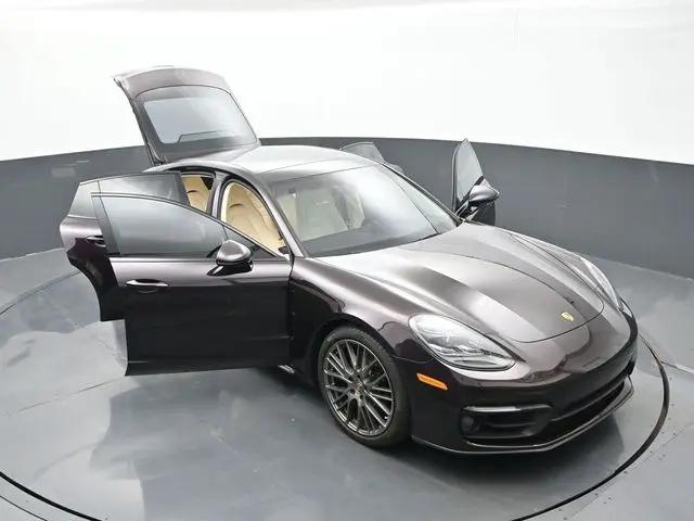 2023 Porsche Panamera 4 Platinum Edition