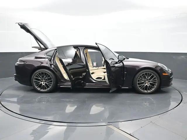 2023 Porsche Panamera 4 Platinum Edition