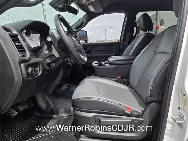 2026 Ram 3500 Tradesman/Big Horn
