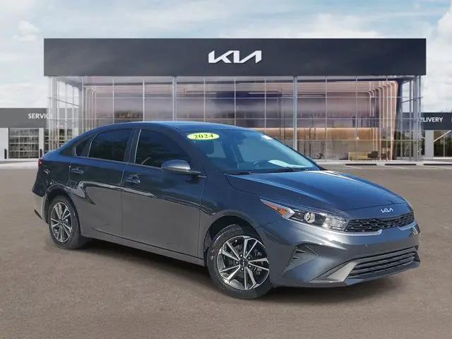 2024 Kia Forte LXS for sale in Naples, FL