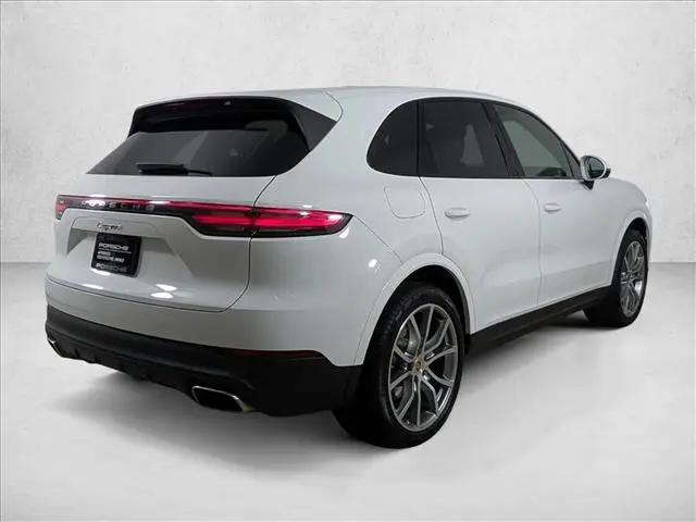 2023 Porsche Cayenne Platinum Edition