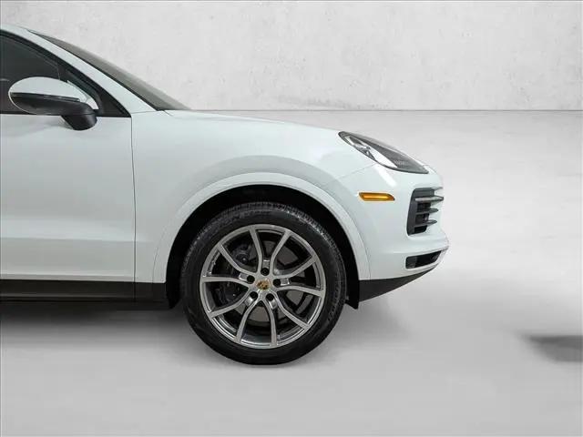 2023 Porsche Cayenne Platinum Edition