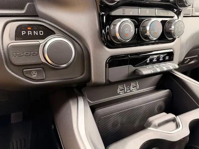 2026 Ram 1500 Big Horn Crew Cab 4x2 57 Box