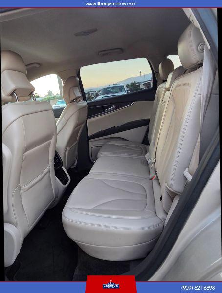 2017 Lincoln MKX Select