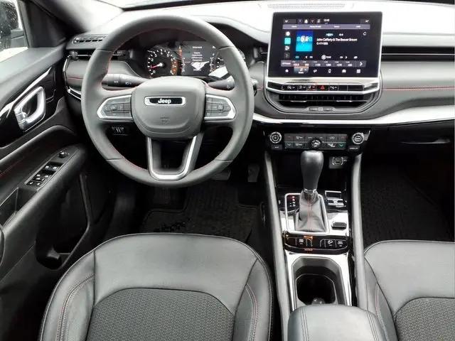 2025 Jeep Compass Trailhawk 4x4