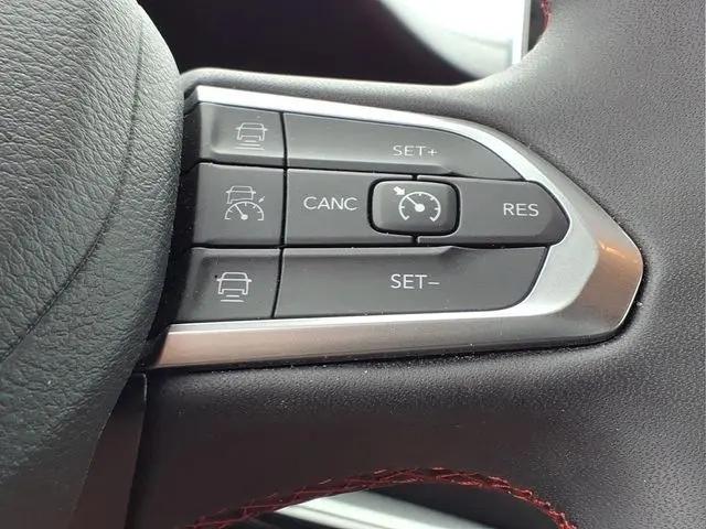 2025 Jeep Compass Trailhawk 4x4