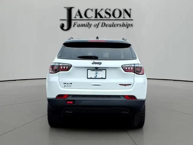 2025 Jeep Compass Trailhawk 4x4