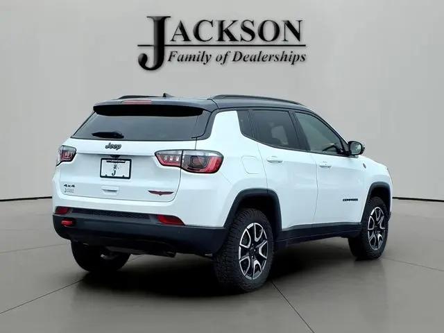 2025 Jeep Compass Trailhawk 4x4