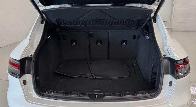 2019 Porsche Macan Macan