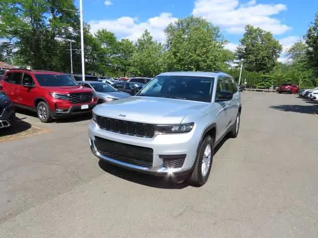 2022 Jeep Grand Cherokee L Laredo 4x4 for sale in Nanuet, NY