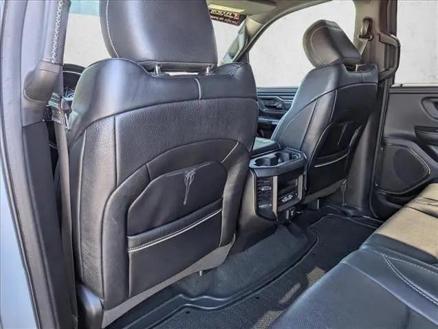 2022 Ram 1500 Limited Crew Cab 4x4 57 Box