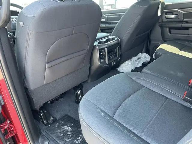 2026 Ram 2500 Big Horn Crew Cab 4x4 64 Box