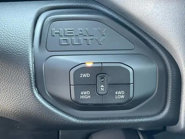 2026 Ram 2500 Big Horn Crew Cab 4x4 64 Box