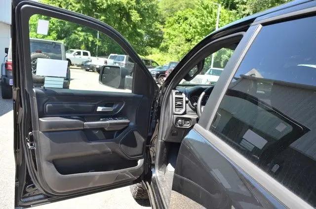 2026 Ram 1500 Warlock Crew Cab 4x4 5'7" Box