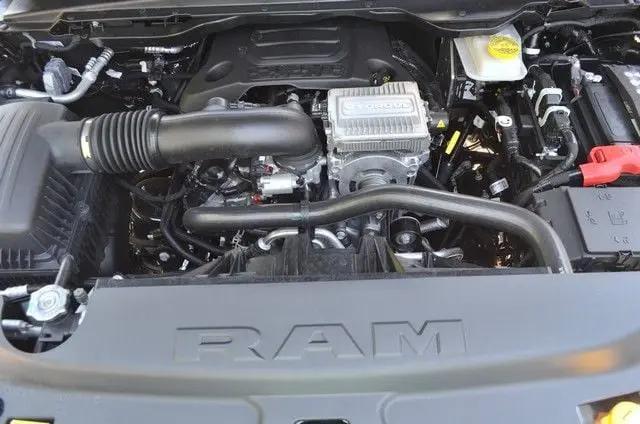 2026 Ram 1500 Warlock Crew Cab 4x4 5'7" Box
