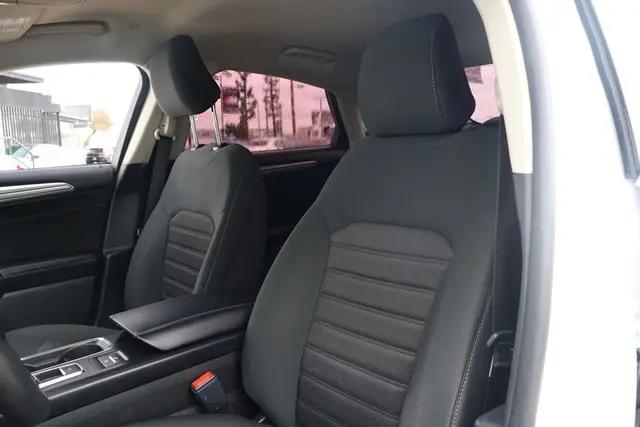 2020 Ford Fusion Hybrid SE