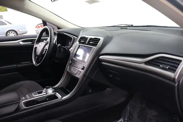 2020 Ford Fusion Hybrid SE