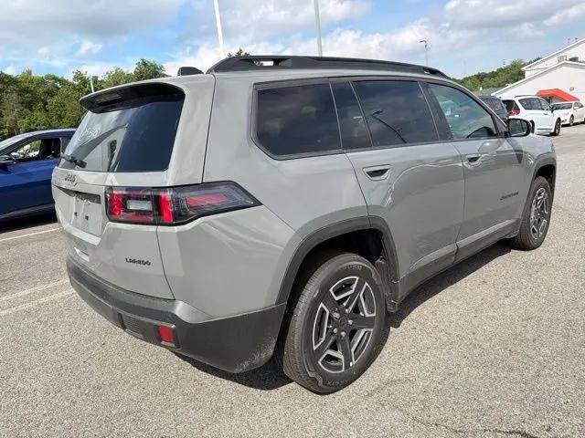 2026 Jeep Cherokee Laredo 4x4