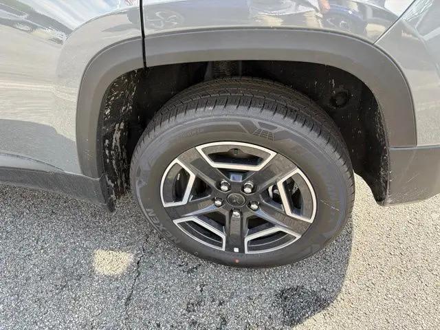 2026 Jeep Cherokee Laredo 4x4