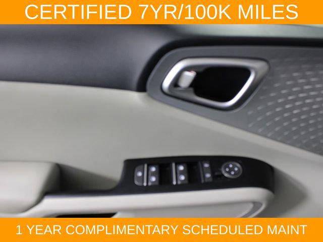 2022 Kia Soul LX - Photo 17