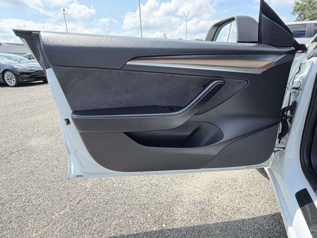 2021 Tesla Model 3 Standard Range Plus Rear-Wheel Drive