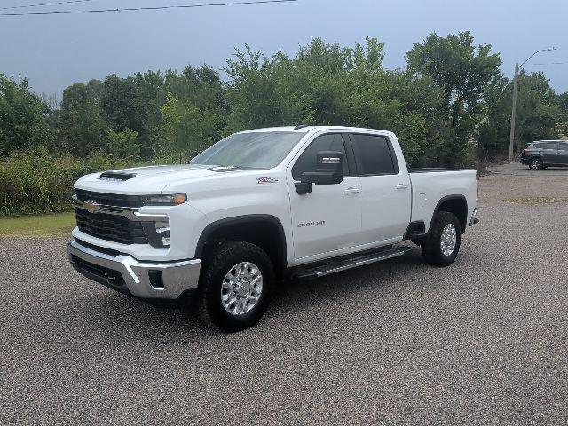 2025 Chevrolet Silverado 2500HD 4WD Crew Cab Standard Bed LT for sale in Seminole, OK