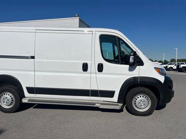2025 Ram ProMaster 2500 Cargo Van Tradesman Low Roof 136 WB w/Pass Seat