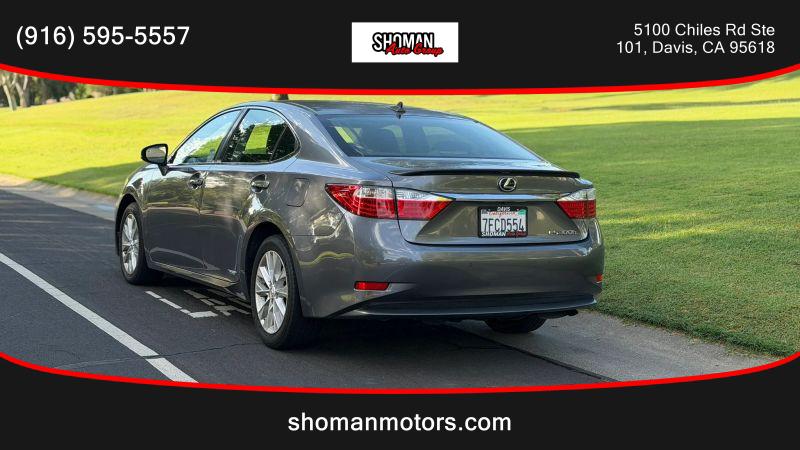 2014 Lexus ES 300h 300h