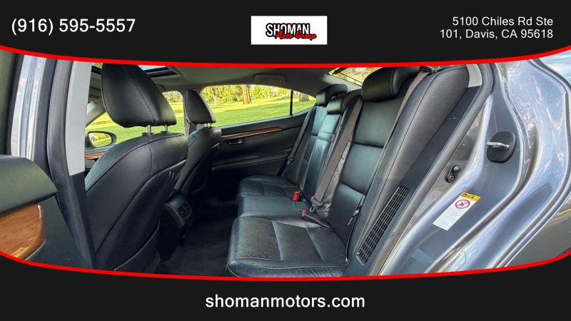2014 Lexus ES 300h 300h