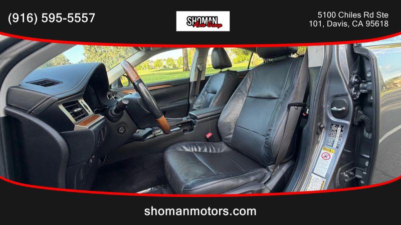 2014 Lexus ES 300h 300h