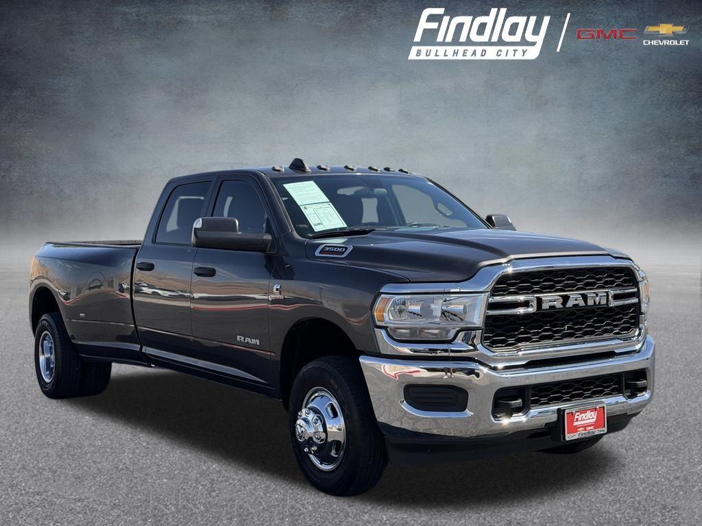 2022 RAM 3500 Tradesman 4X4 Crew Cab LWB's photo