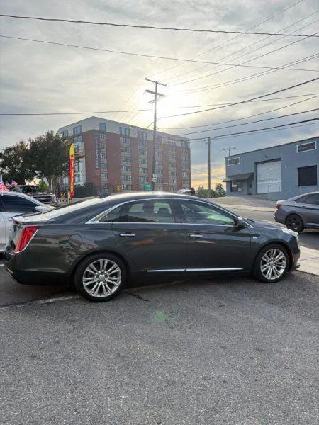 2018 Cadillac XTS Luxury