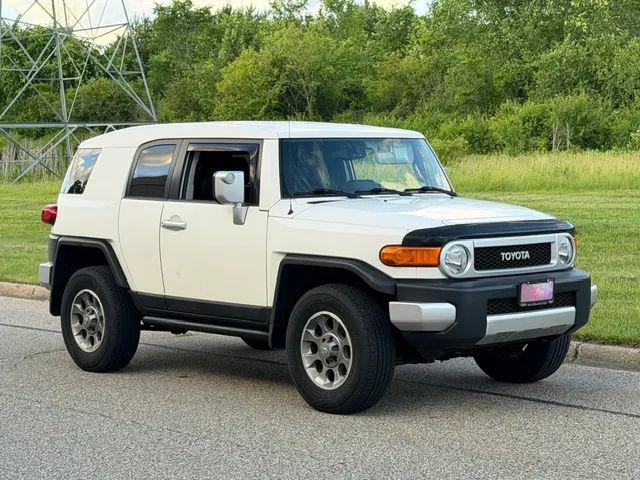 2013 Toyota FJ Cruiser Base for sale in Burton, MI