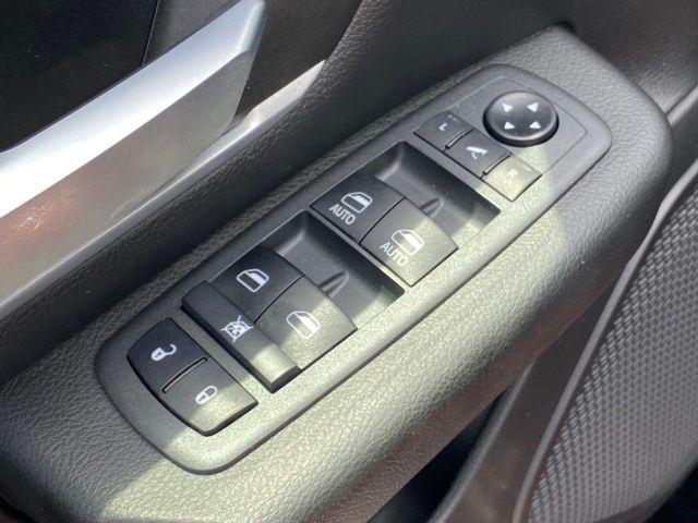 2021 Ram 1500 Big Horn Crew Cab 4x4 5'7" Box