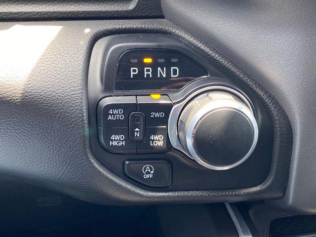 2021 Ram 1500 Big Horn Crew Cab 4x4 5'7" Box