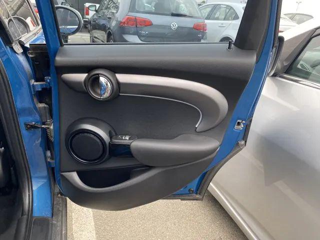 2024 MINI Hardtop Cooper
