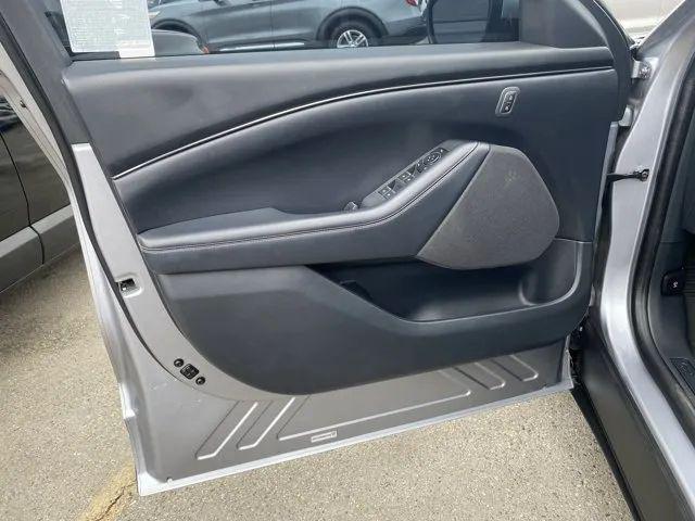 2021 Ford Mustang Mach-E Select