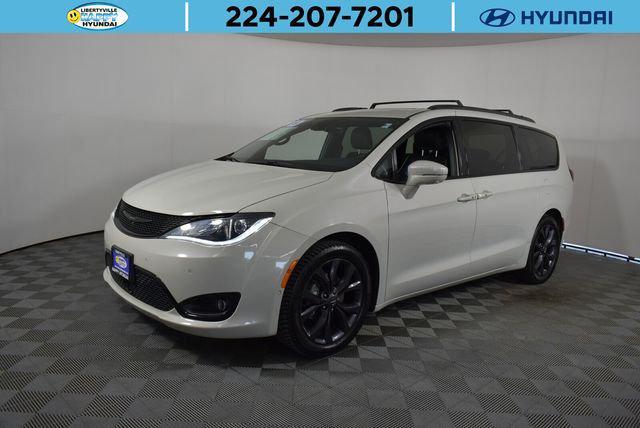 2019 Chrysler Pacifica Limited for sale in LIBERTYVILLE, IL