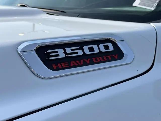 2026 Ram 3500 Tradesman Regular Cab 4x4 8 Box