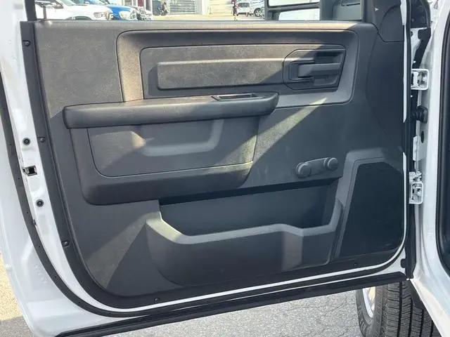 2026 Ram 3500 Tradesman Regular Cab 4x4 8 Box