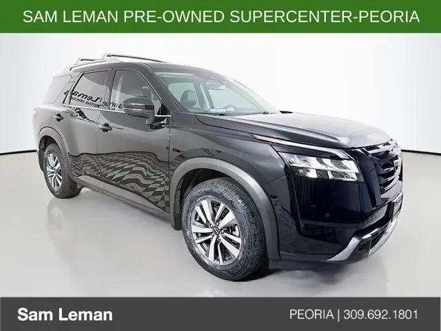 2023 Nissan Pathfinder SL 4WD for sale in Peoria, IL