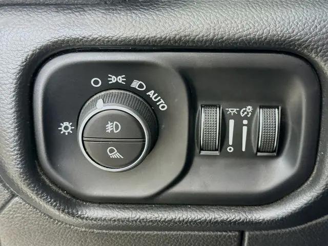 2022 Ram 1500 Laramie Crew Cab 4x4 64 Box