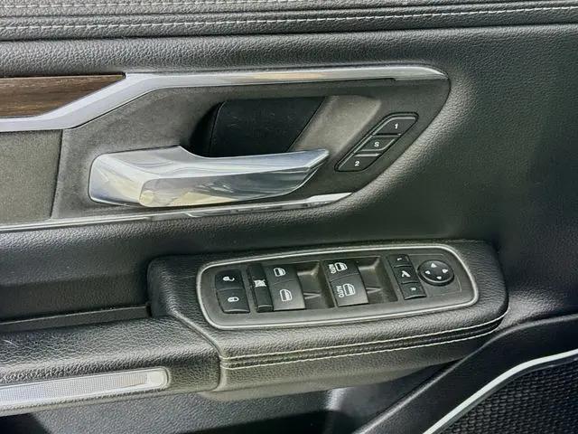 2022 Ram 1500 Laramie Crew Cab 4x4 64 Box