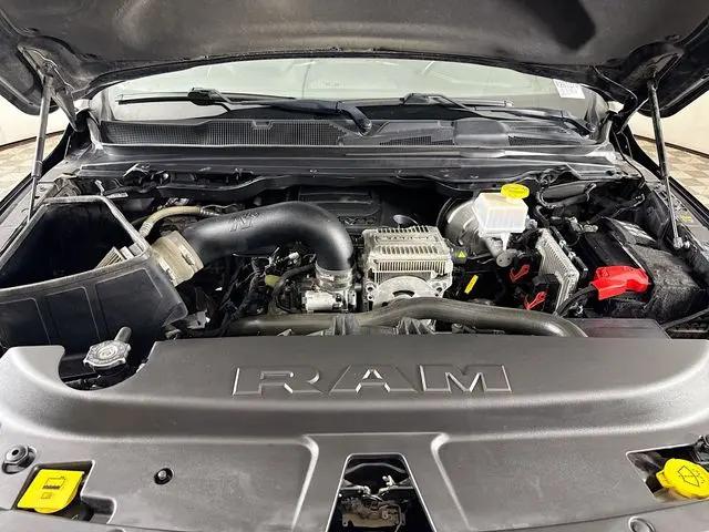 2022 Ram 1500 Laramie Crew Cab 4x4 64 Box