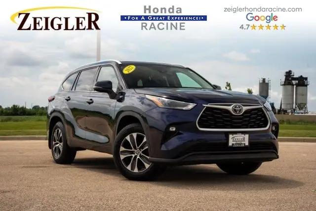 2022 Toyota Highlander XLE for sale in Mount Pleasant, WI